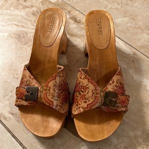 Esprit wooden sandals sz 7.5 NWT floral leather upper